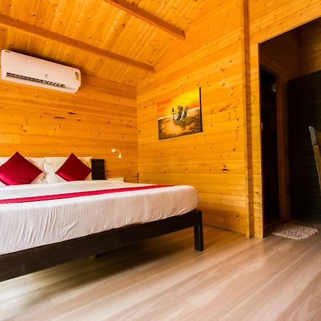 Majestic Beach Comfort Варка Екстериор снимка